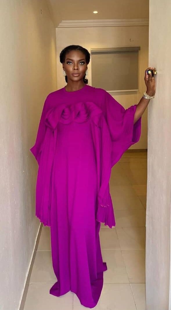 Victoria Bubu (Magenta)