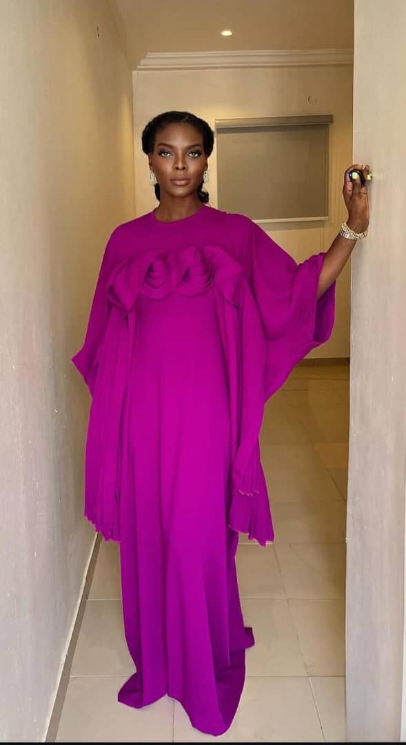 Victoria Bubu (Magenta)